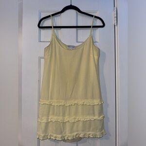 Yellow pastel mini dress — Size M